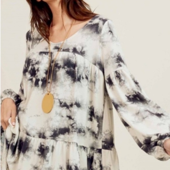 Tunic Top - Picture 2 of 6